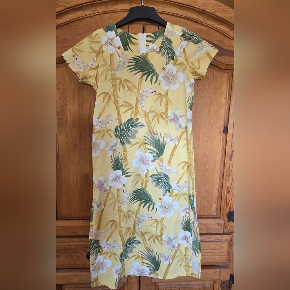 Aloha Winnie Fashion Hawaii Hawaiian Yellow Dress Midi Tropical White Hibiscus S